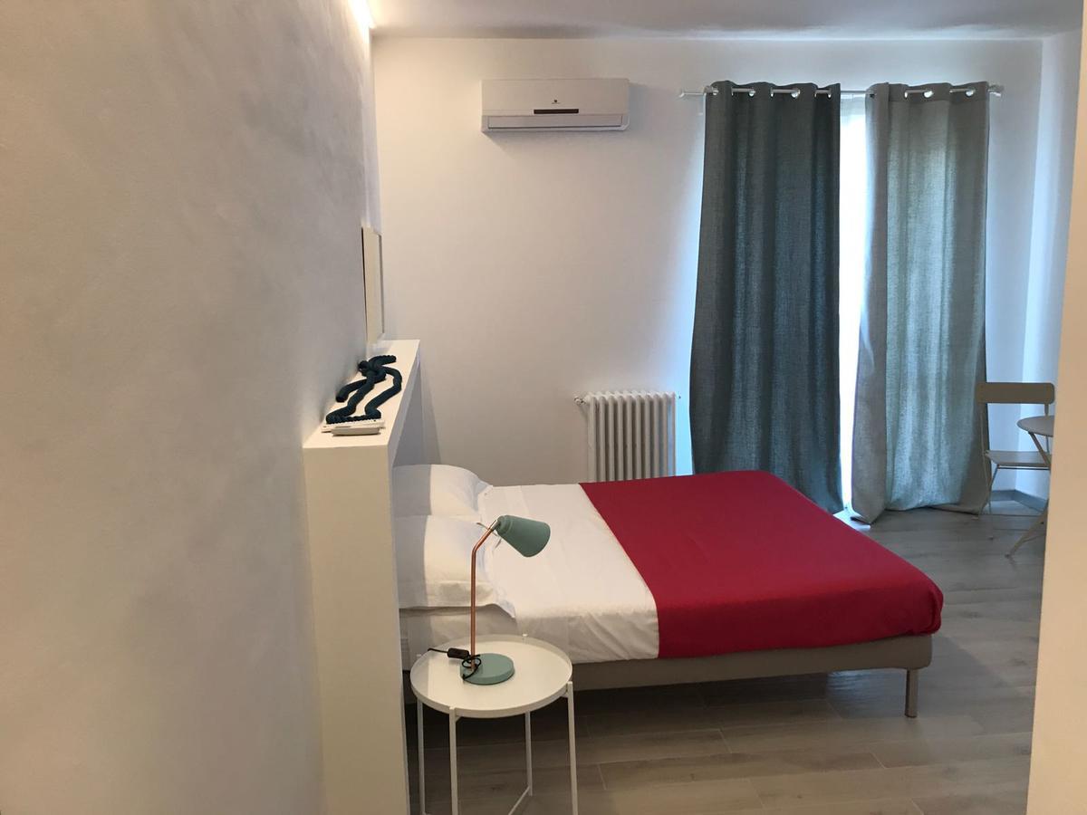 B&B Piazza Marconi マンフレドーニア エクステリア 写真
